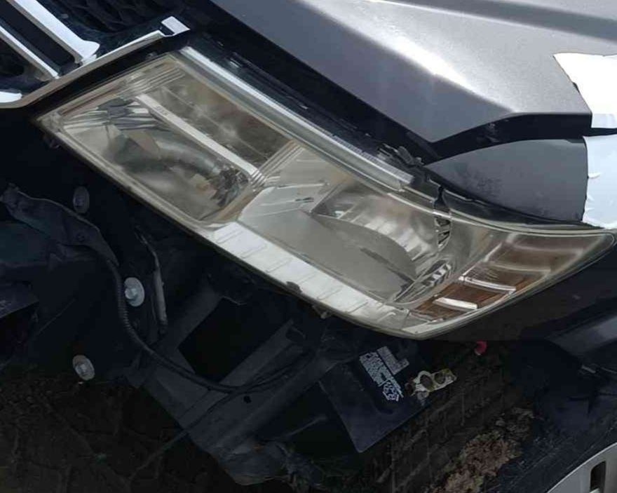 Купити ліва фара Dodge Journey 