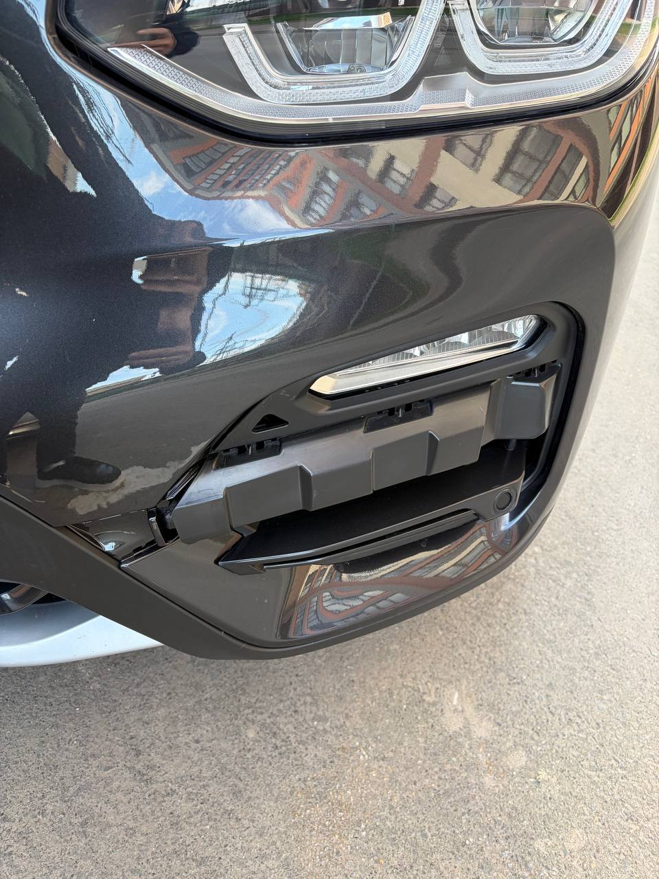 Купити ліва хром накладка BMW X3 