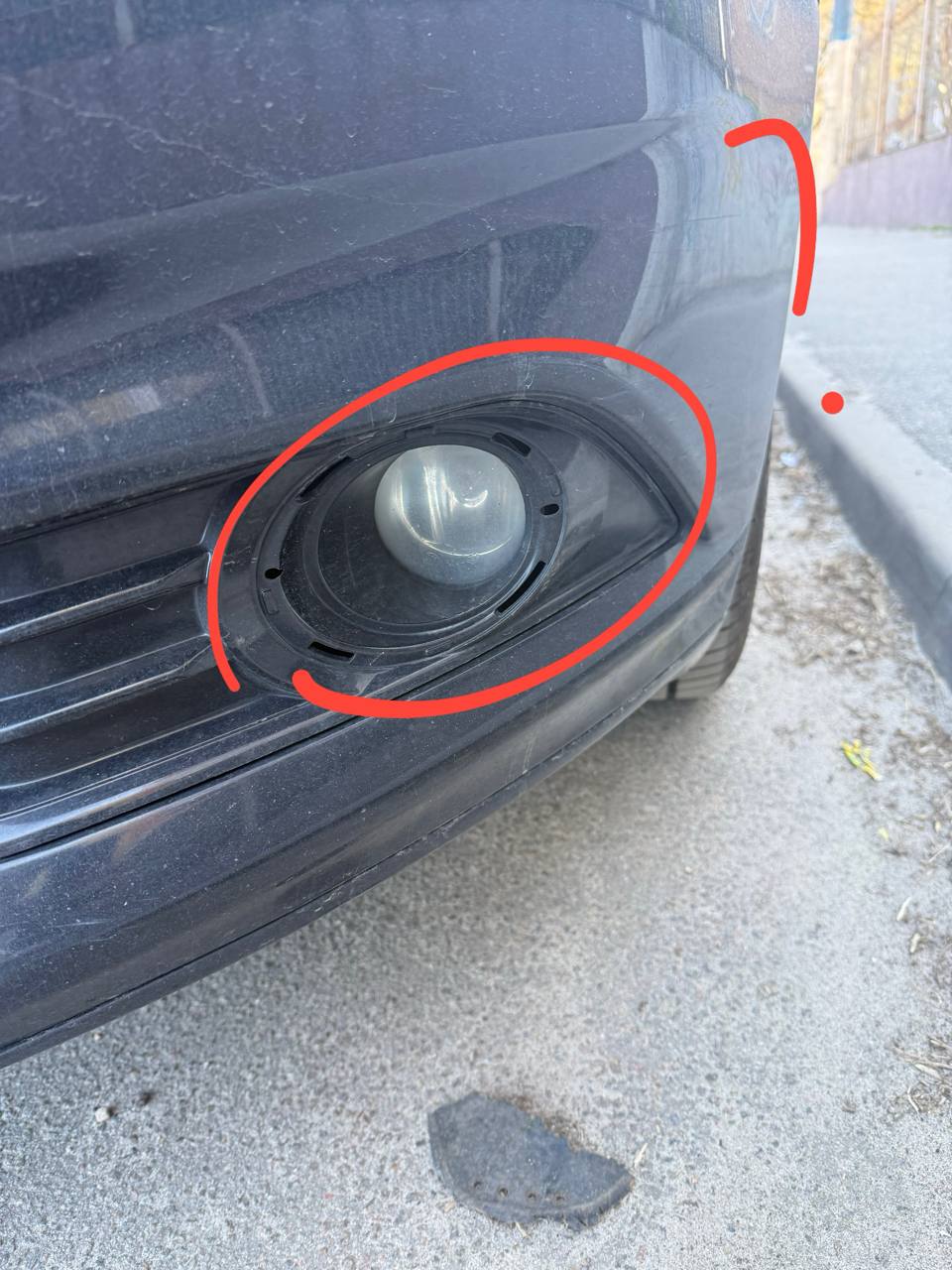 Купити ліва рамка на туманку Ford Fusion 