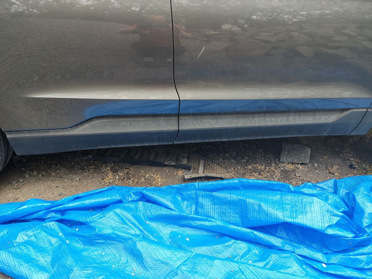 Купити лівий підкрилок Ford Edge 