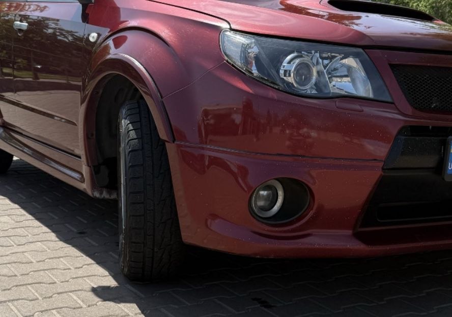 Купити накладка на переднього бампера Subaru 