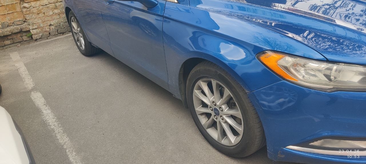 Купити накладка правого порогу Ford 