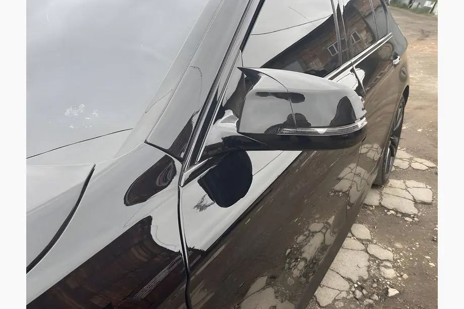 Купити накладки на дзеркала BMW M5 