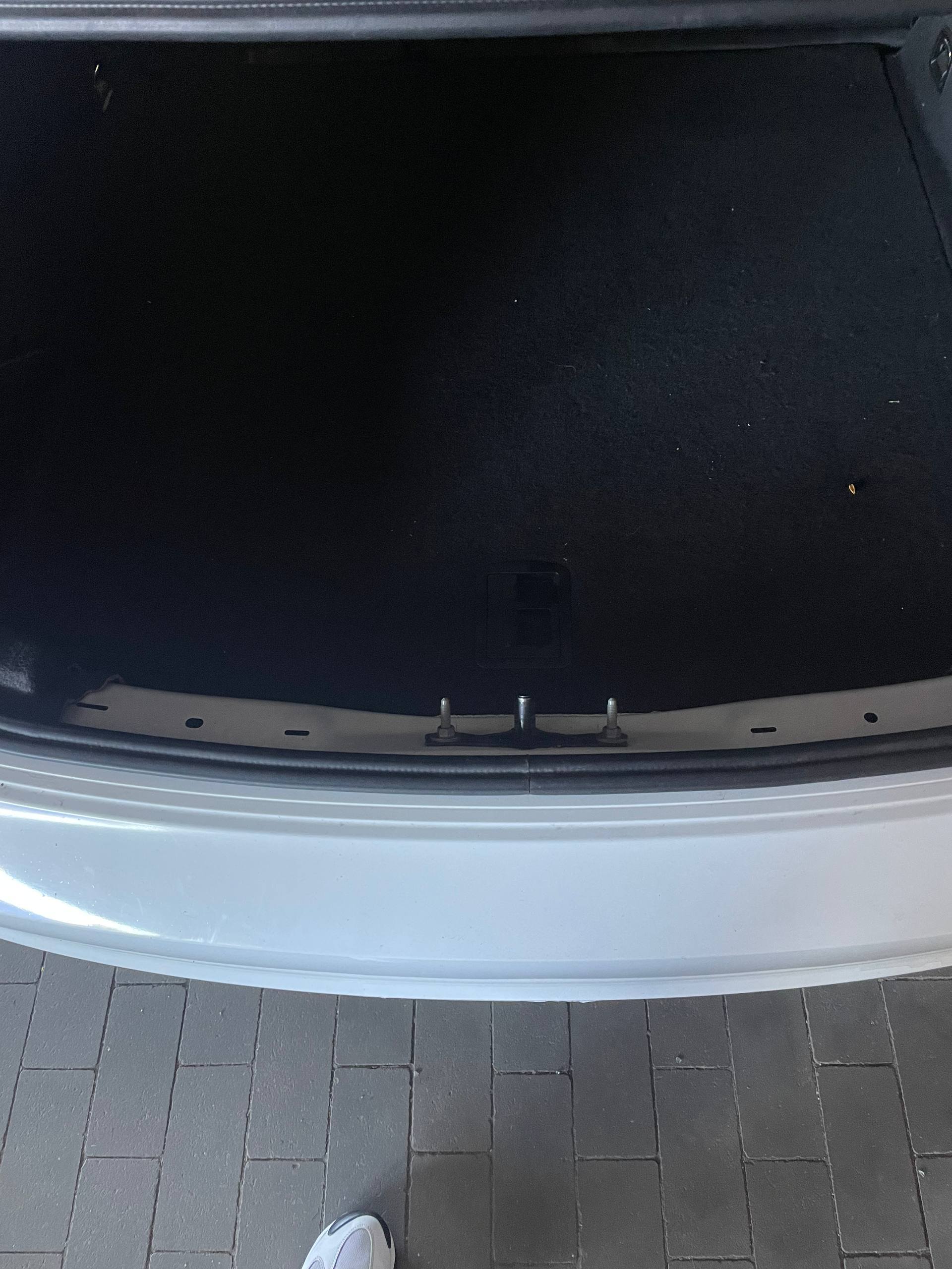 Купити накладку в багажник Audi A3 2015 р. 