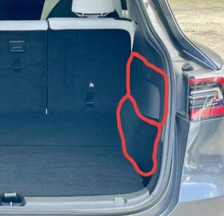 Купити обшивка багажника права ззаду Tesla null 2022 р. 