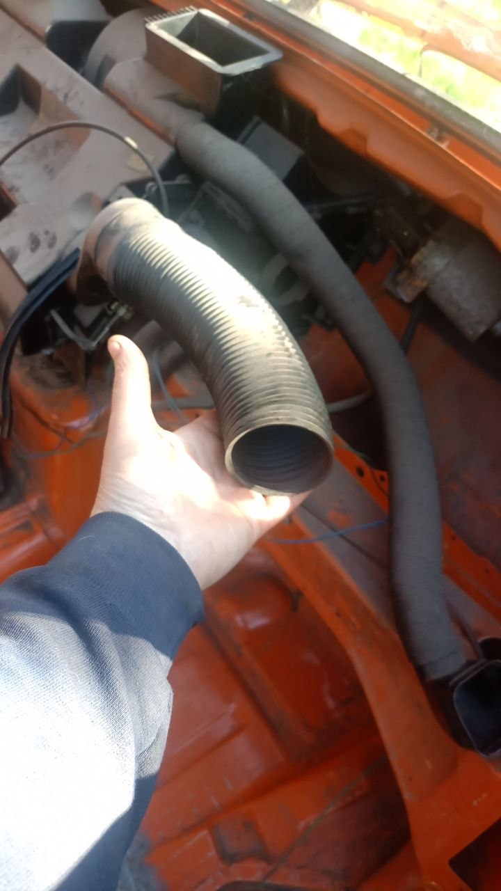 Купити патрубок пічки Volkswagen 
