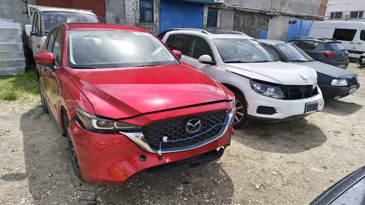 Купити переднє праве крило Mazda CX-5 