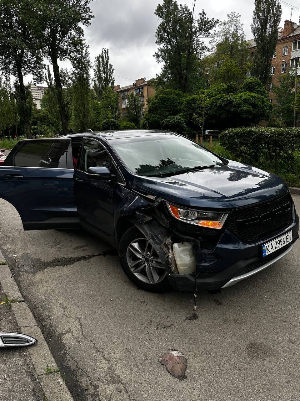 Купити передній бампер Ford Edge 