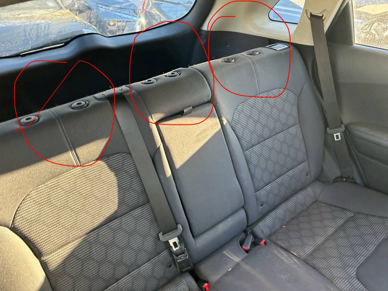 Купити підголовники Kia Niro 