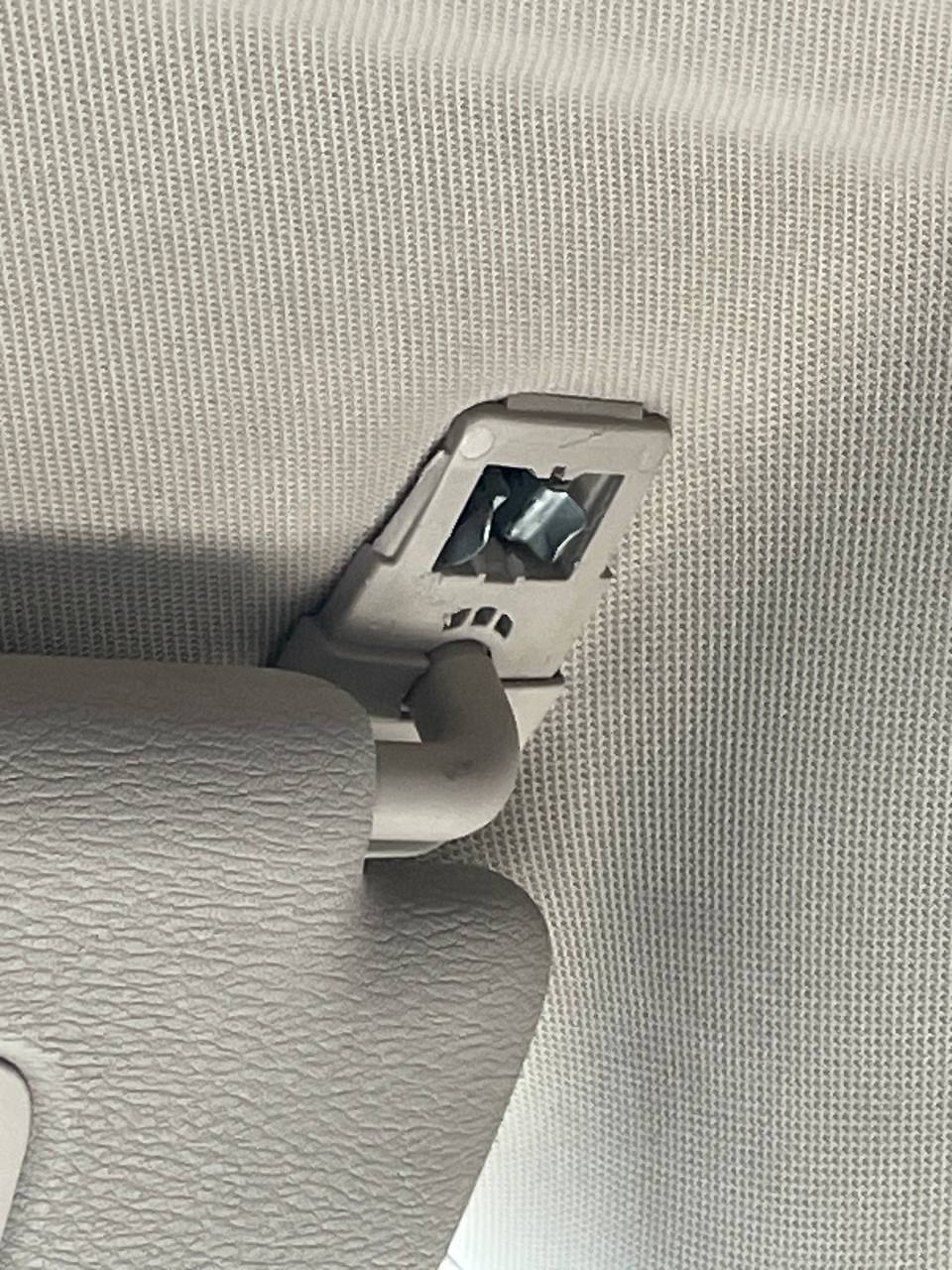 Купити пластикова заглушка BMW 