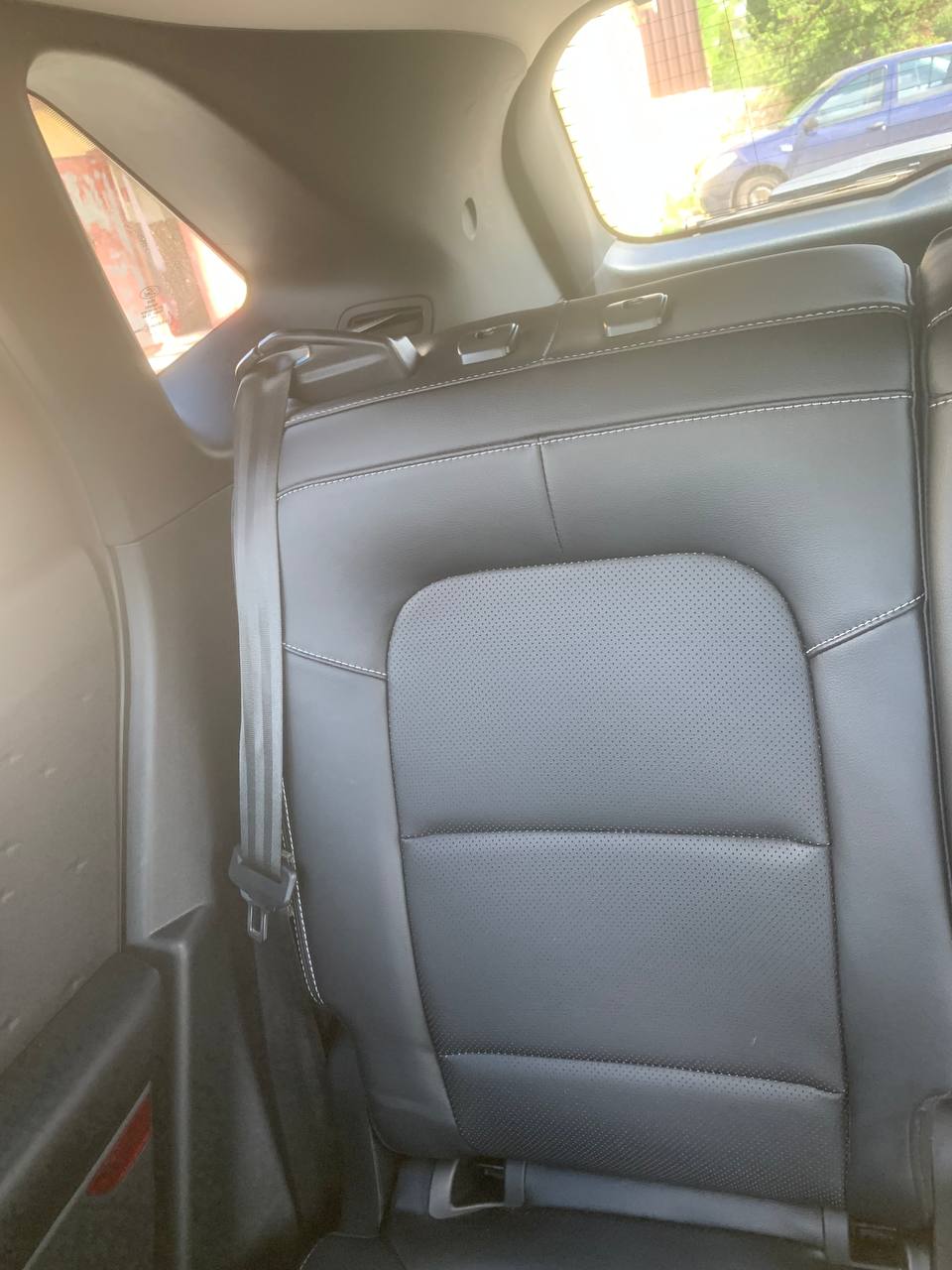 Купити подголовники Ford Escape 2020 р. 