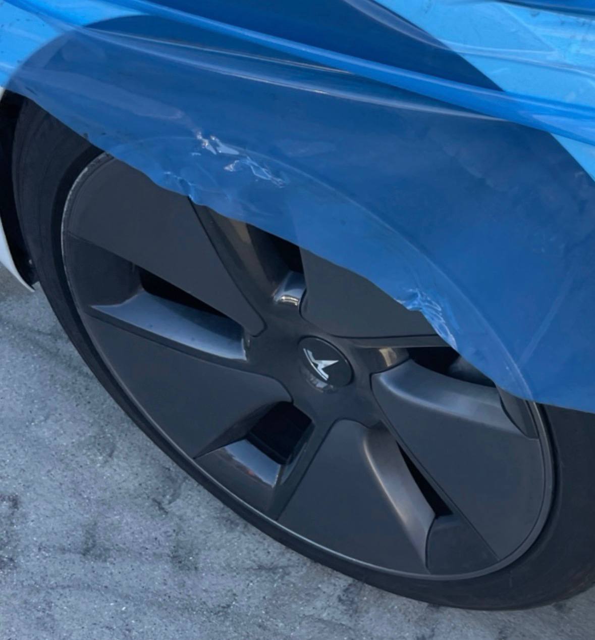Купити покришка Tesla 
