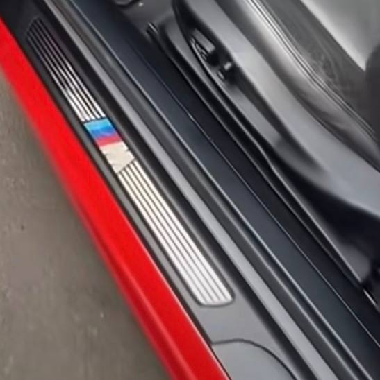 Купити порожки BMW M3 рест 