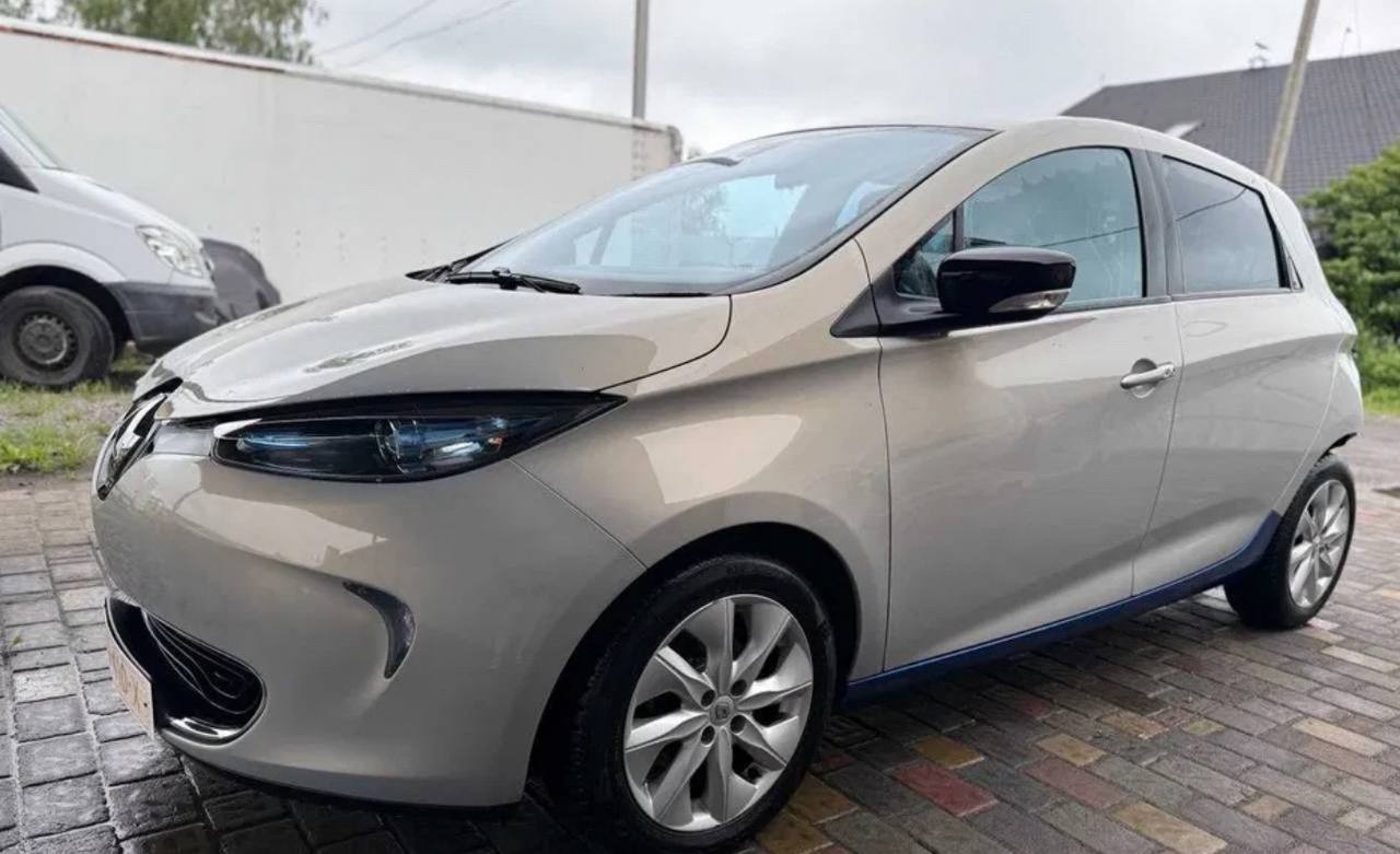 Купити праве крило Renault ZOE 