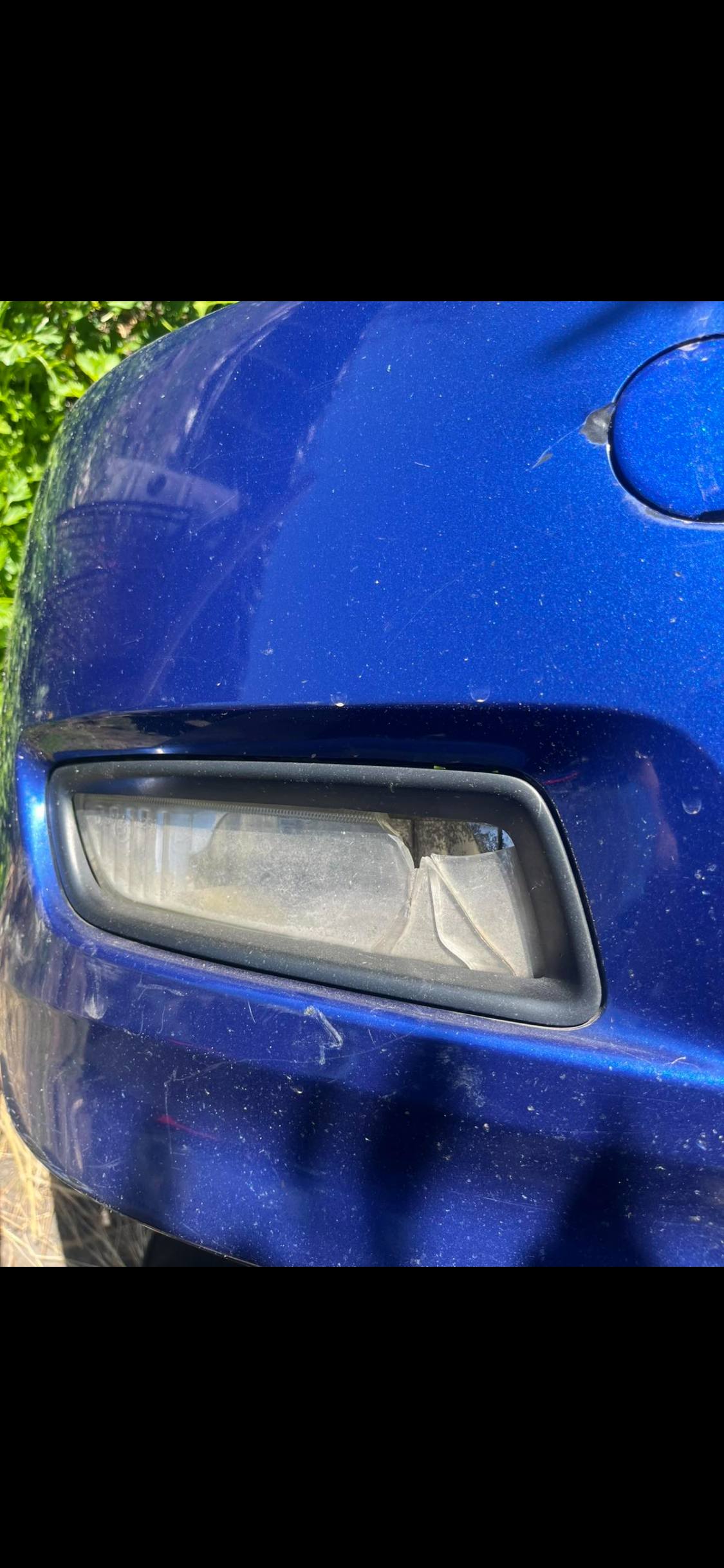 Купити противотуманка Mazda 