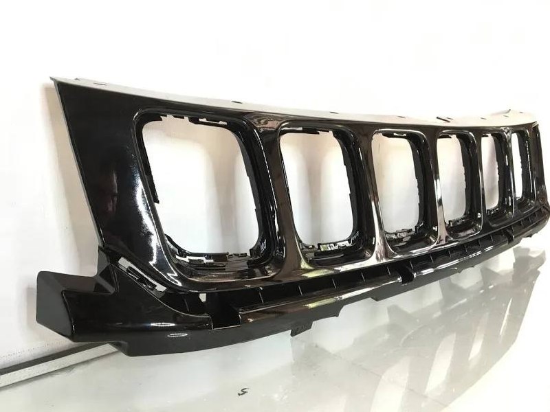 Купити решітка радіатора Jeep Compass 