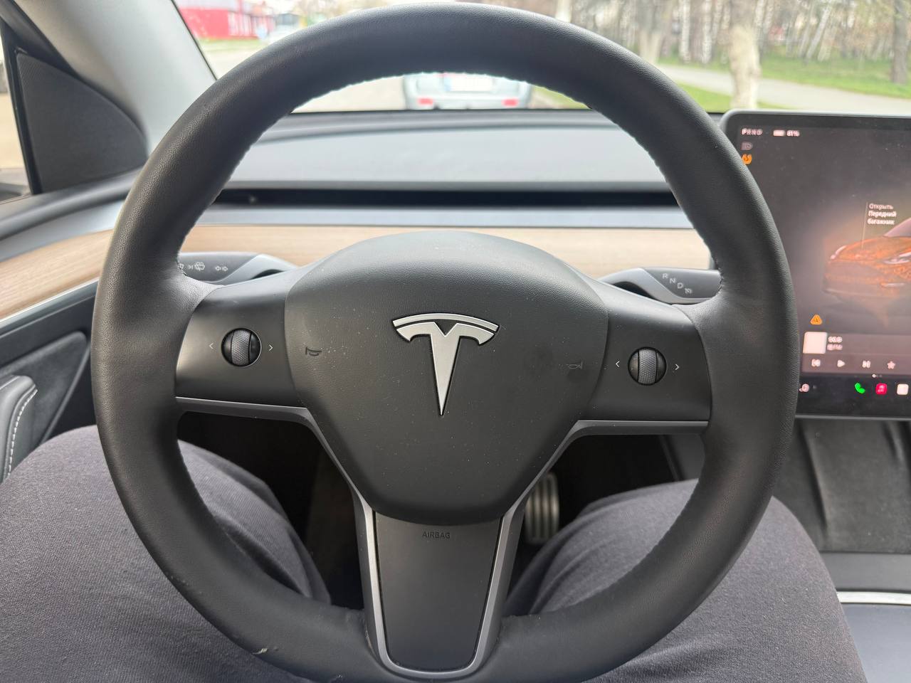 Купити штурвал Tesla Model Y 2023 р. 