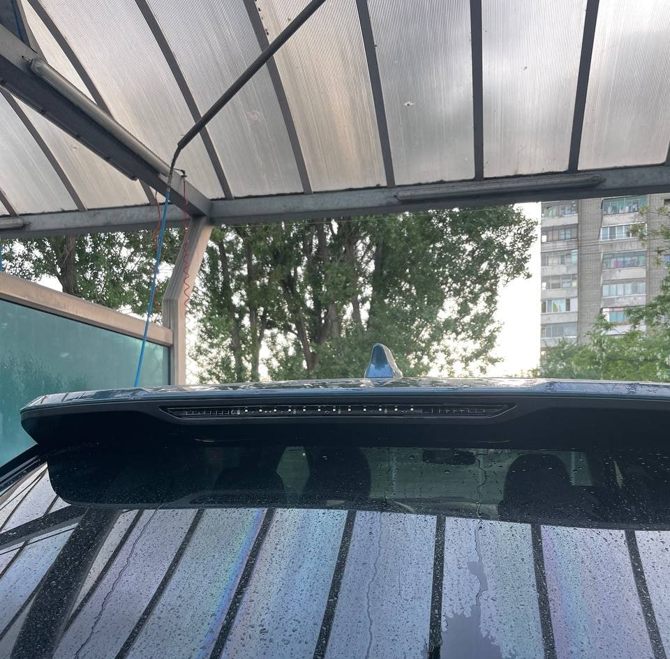 Купити скло для заднього цетрального стопа Ford Edge 