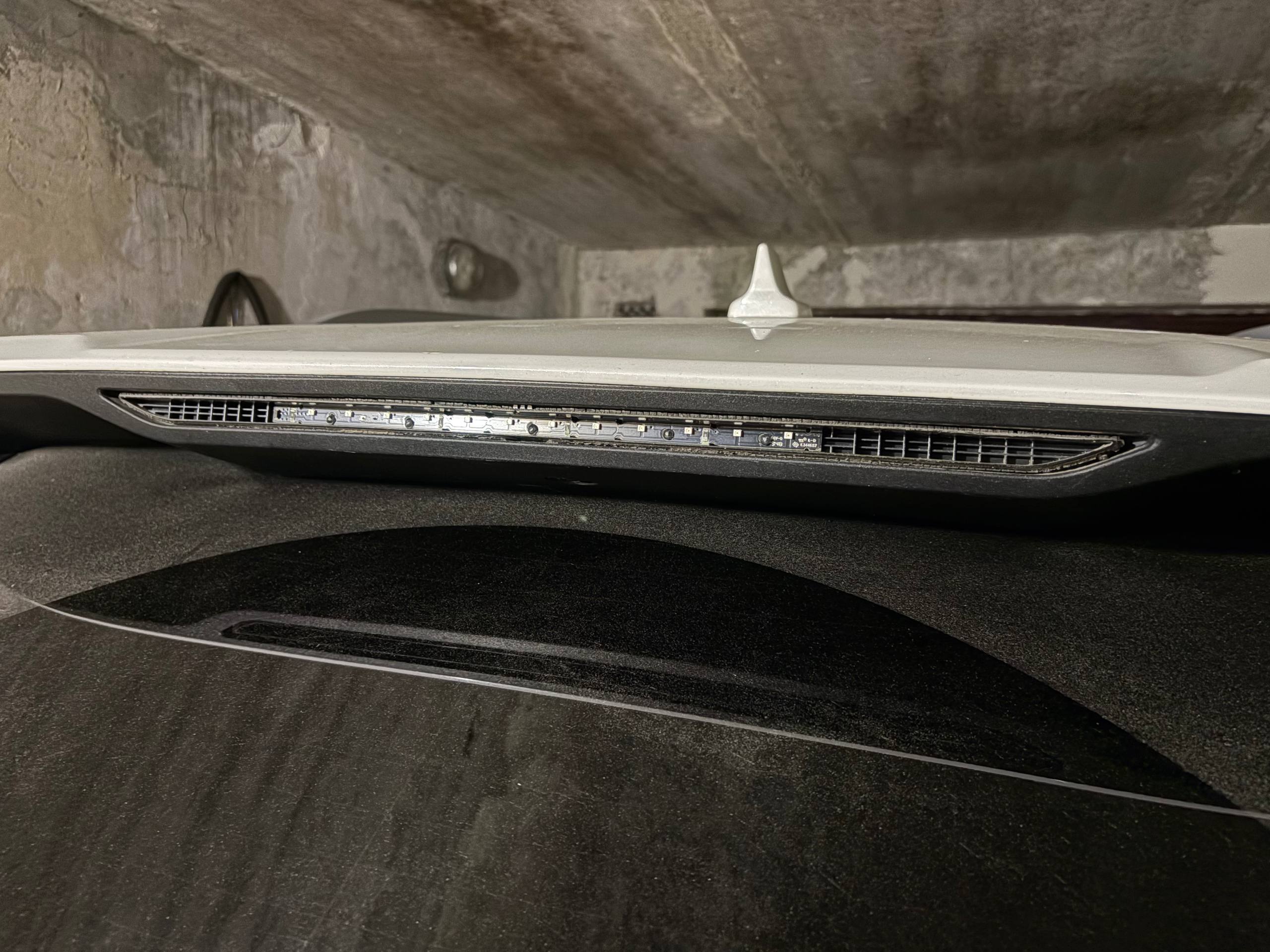 Купити скло Ford Edge Titanium 2020 р. 
