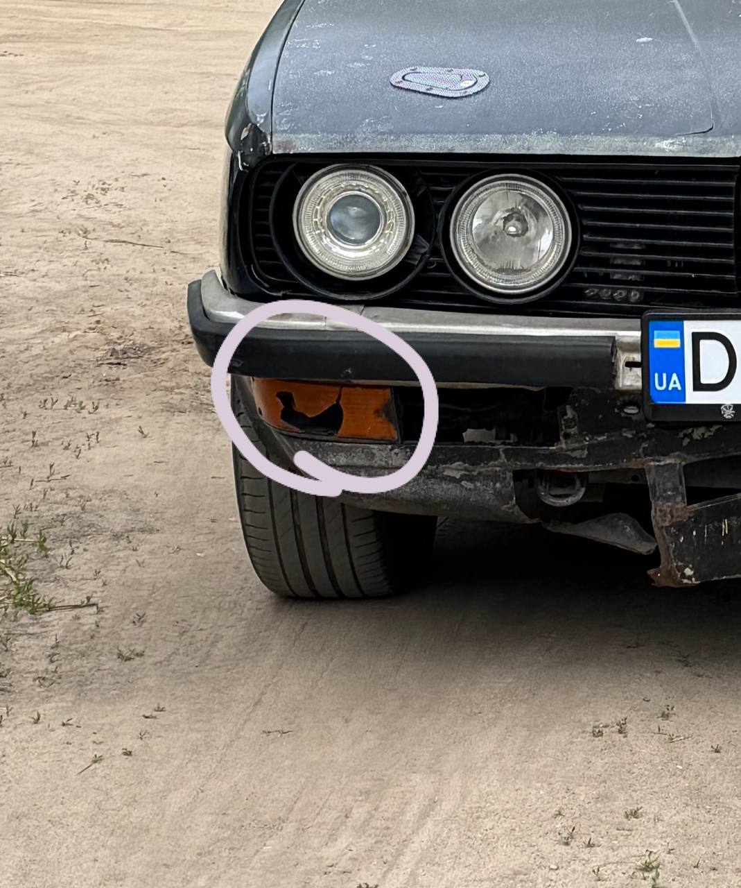 Купити скло поворота BMW M5 