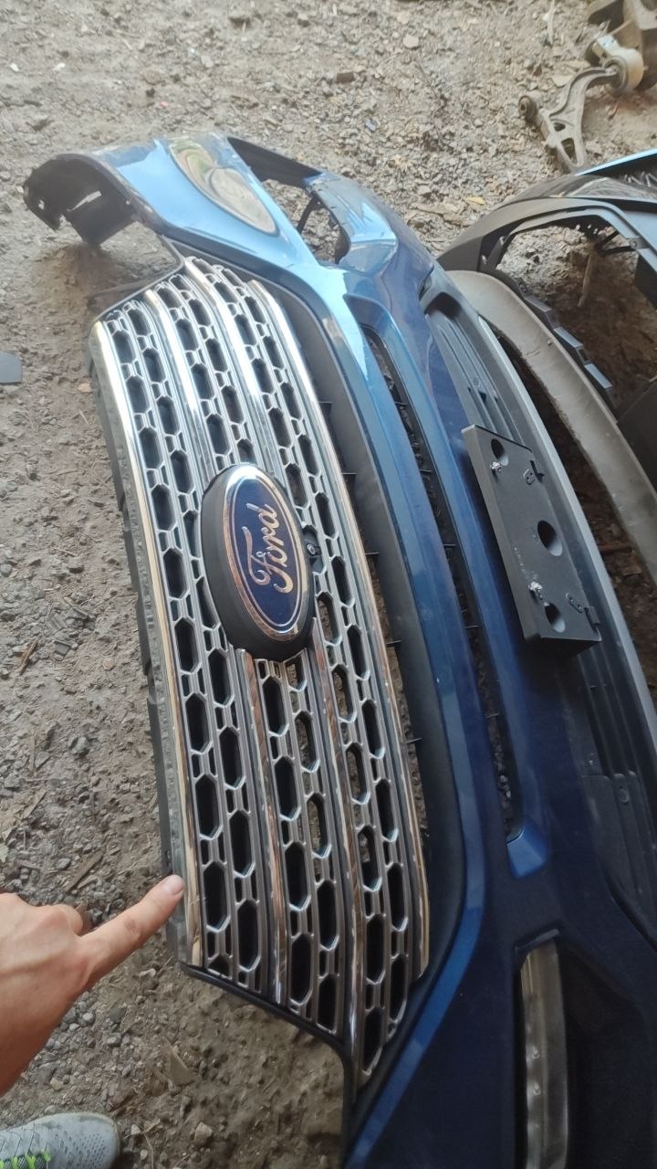 Купити верхня планка хромована Chevrolet Explorer 