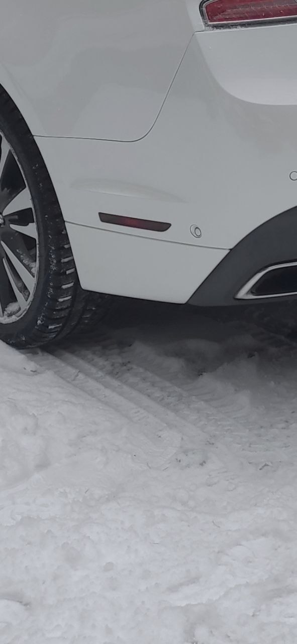 Купити вихлоп правий Lincoln MKZ 