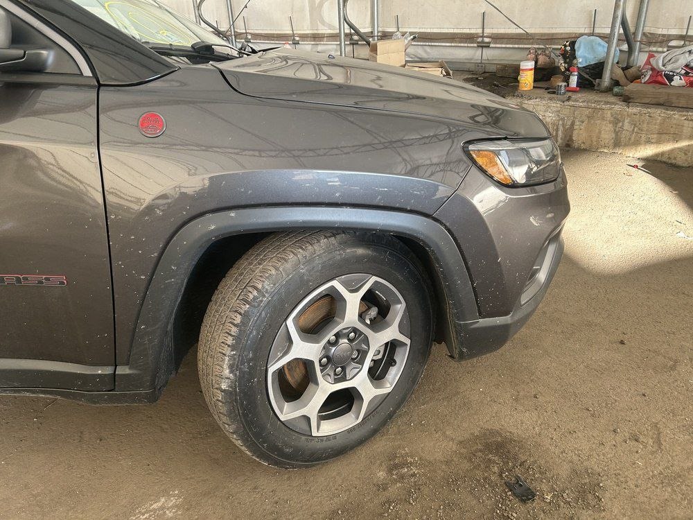 Купити водійські двері Jeep Compass 