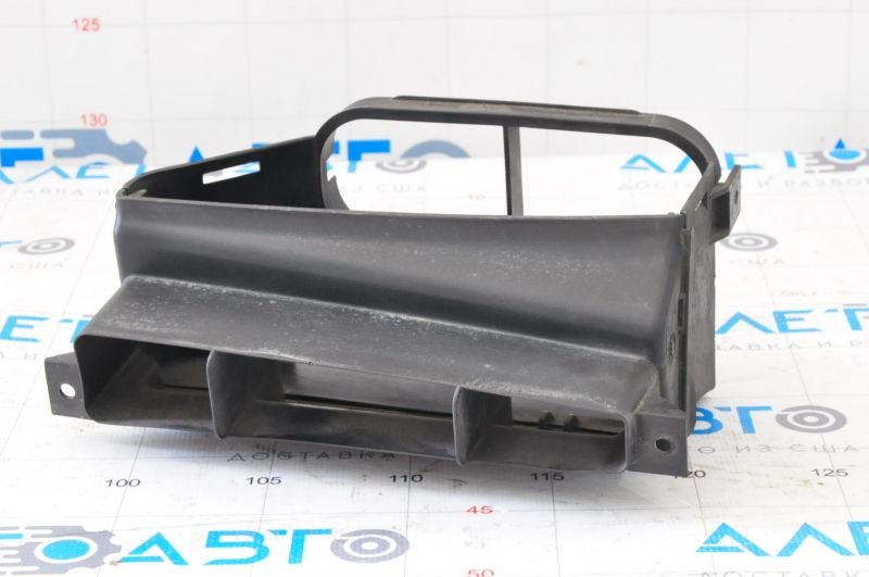Купити воздухозабірник Volkswagen Passat 2013 р. 