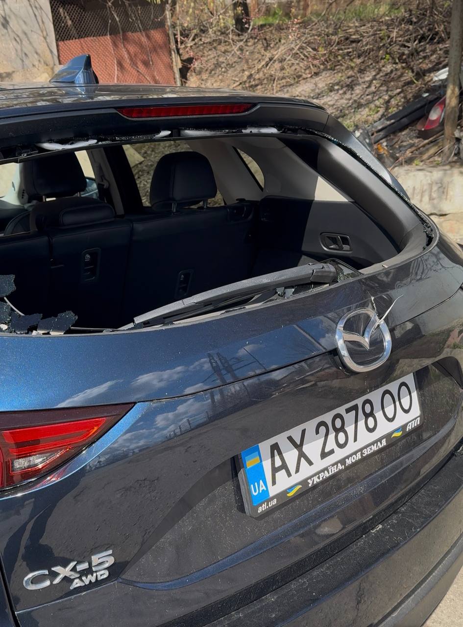 Купити задні скло Mazda CX-5 