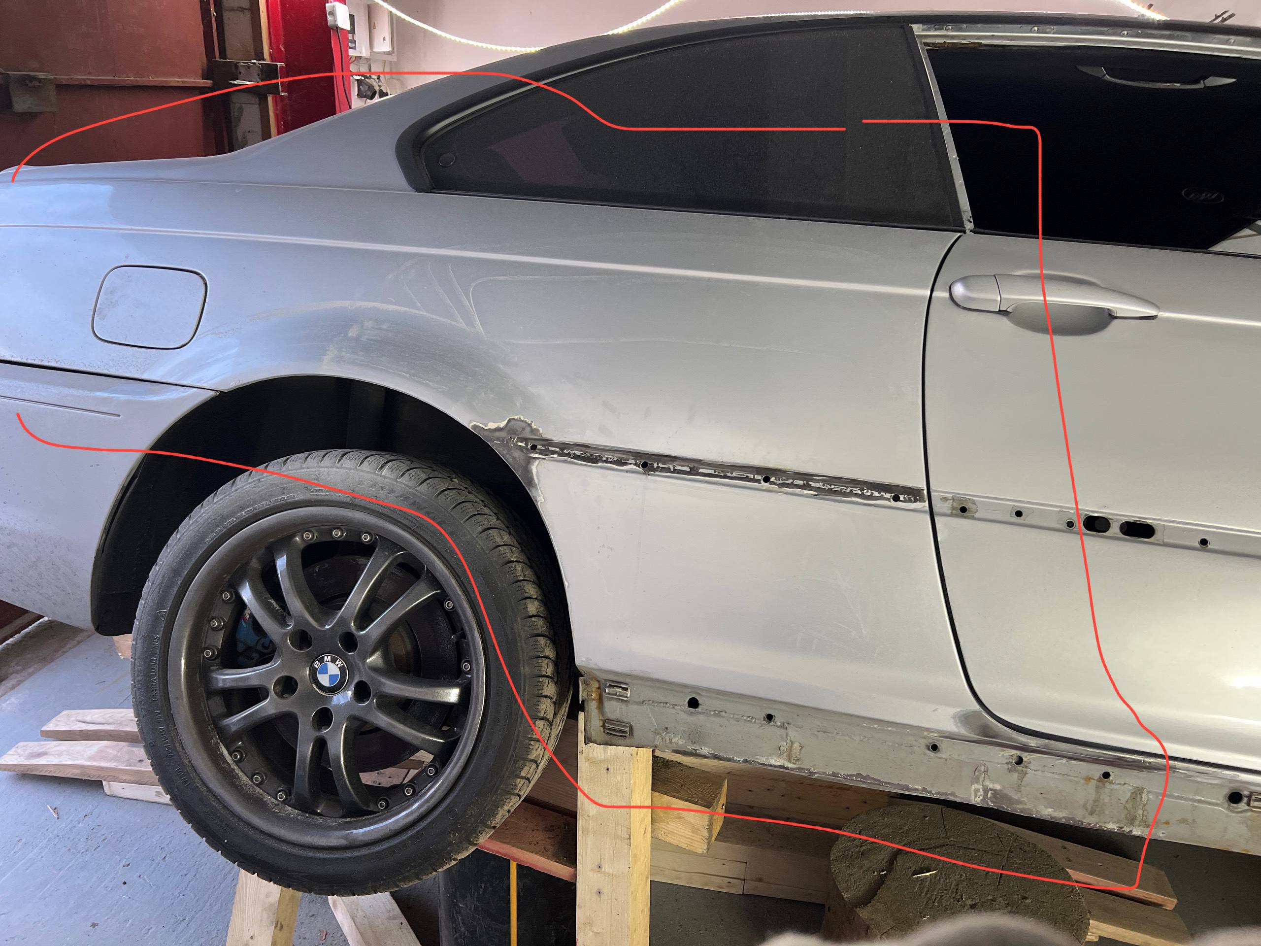 Купити задня права четверть BMW M3 