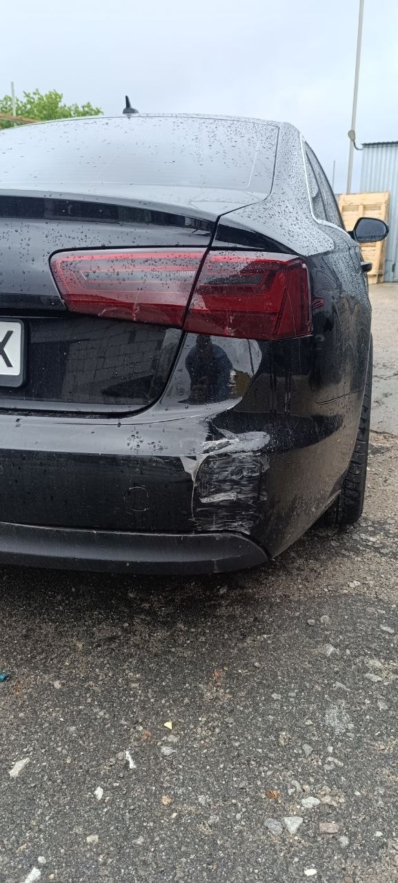 Купити задній правий стоп Audi 2014 р. 