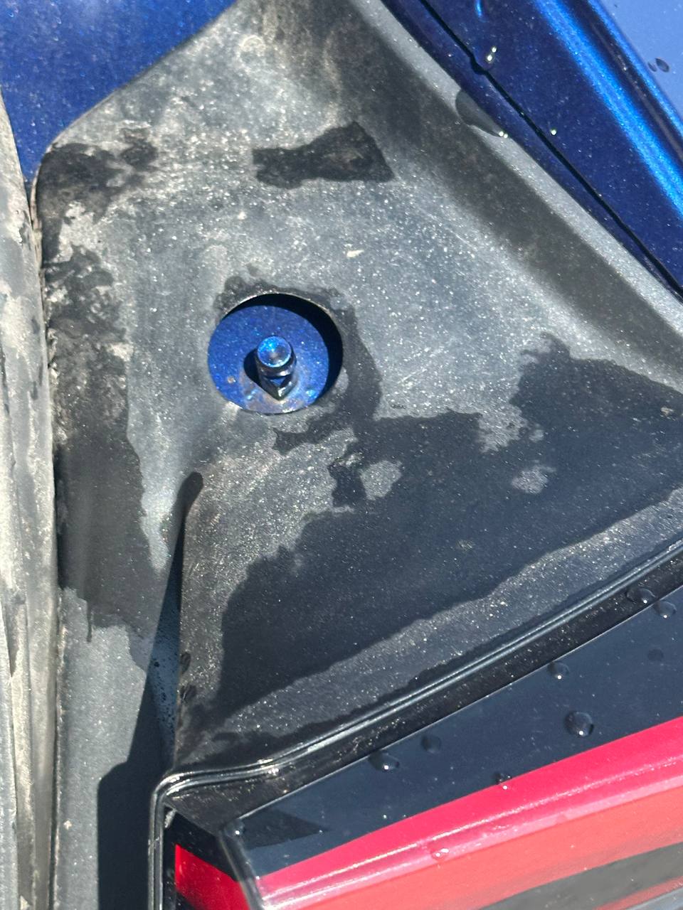Купити заглушка Tesla Model Y 
